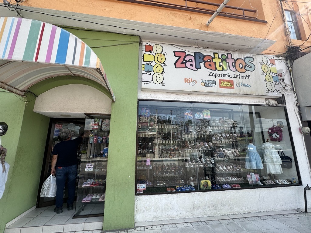 Boutique 2