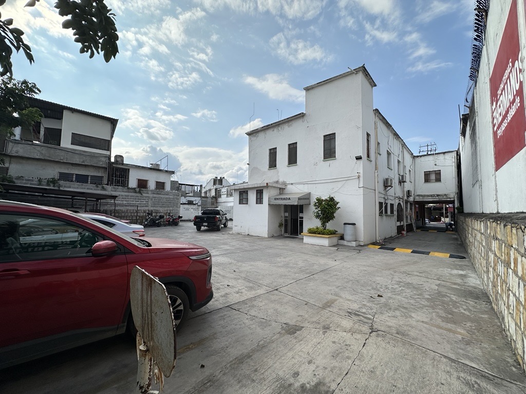 Estacionamiento 1